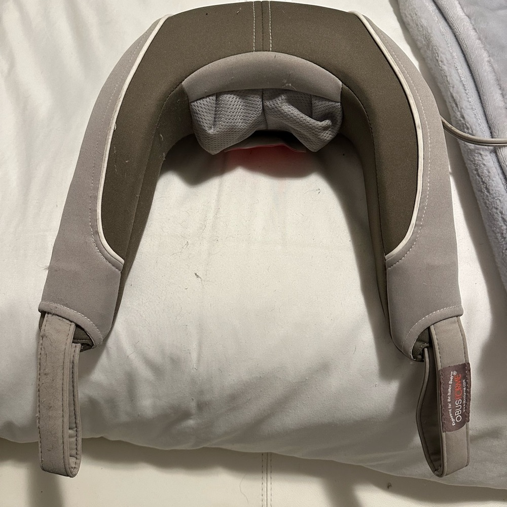 OBUSFORME 3 mode shiatsu vibration machine